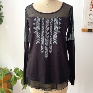 NWOT trendy mesh panel top